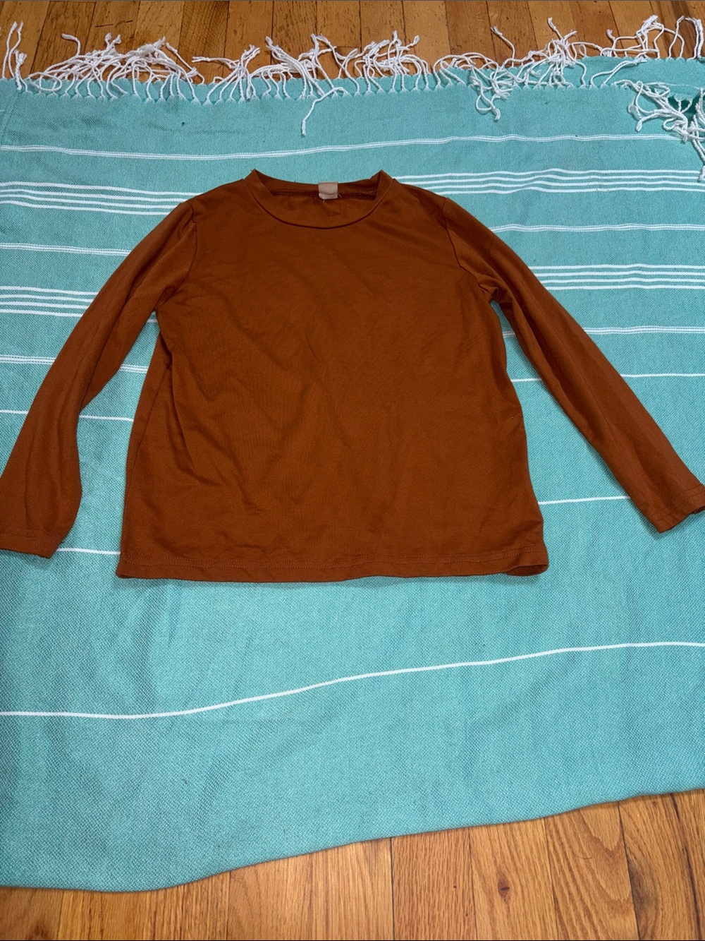 ⭐️ 5 for $25.00⭐️ Boys Long-Sleeve Crewneck Shirt - Brown sz130 (6)